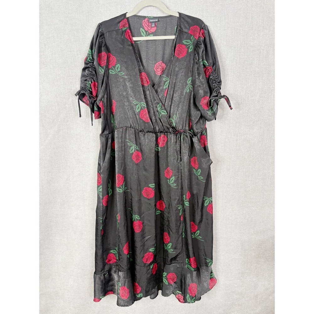 Torrid Dress Womens 2X 2 Black Red Floral Rose Wrap Hi Low Satin Rockabilly Rock